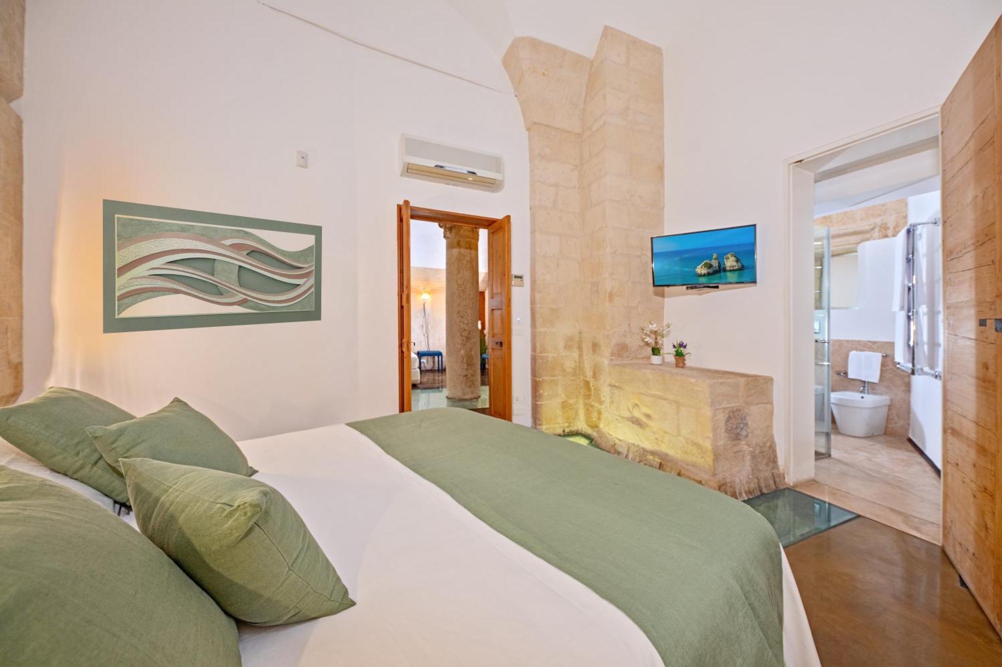 วิโก เด โบโลญเญซิ แปร์ ปาลัซโซ แปร์โซเน Bed & Breakfast เลชเช ภายนอก รูปภาพ